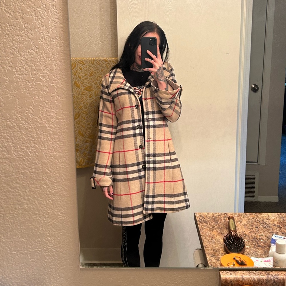 Burberry wool coat size 2